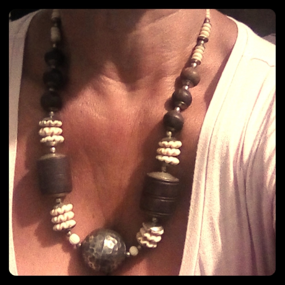 Chico's knecklace